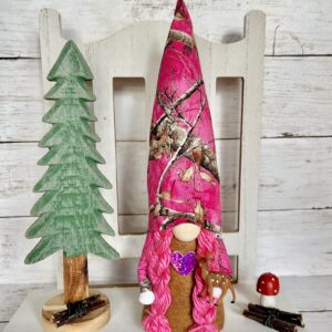 Adventure Anna Loves to Hunt